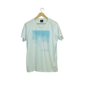 Camiseta com Estampa Nuvem Masculina Branco P0